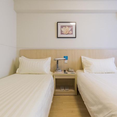Jinjiang Inn Wujiang Zhongshan North Road Сучжоу Экстерьер фото