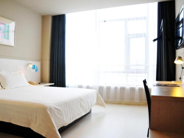 Jinjiang Inn Wujiang Zhongshan North Road Сучжоу Экстерьер фото